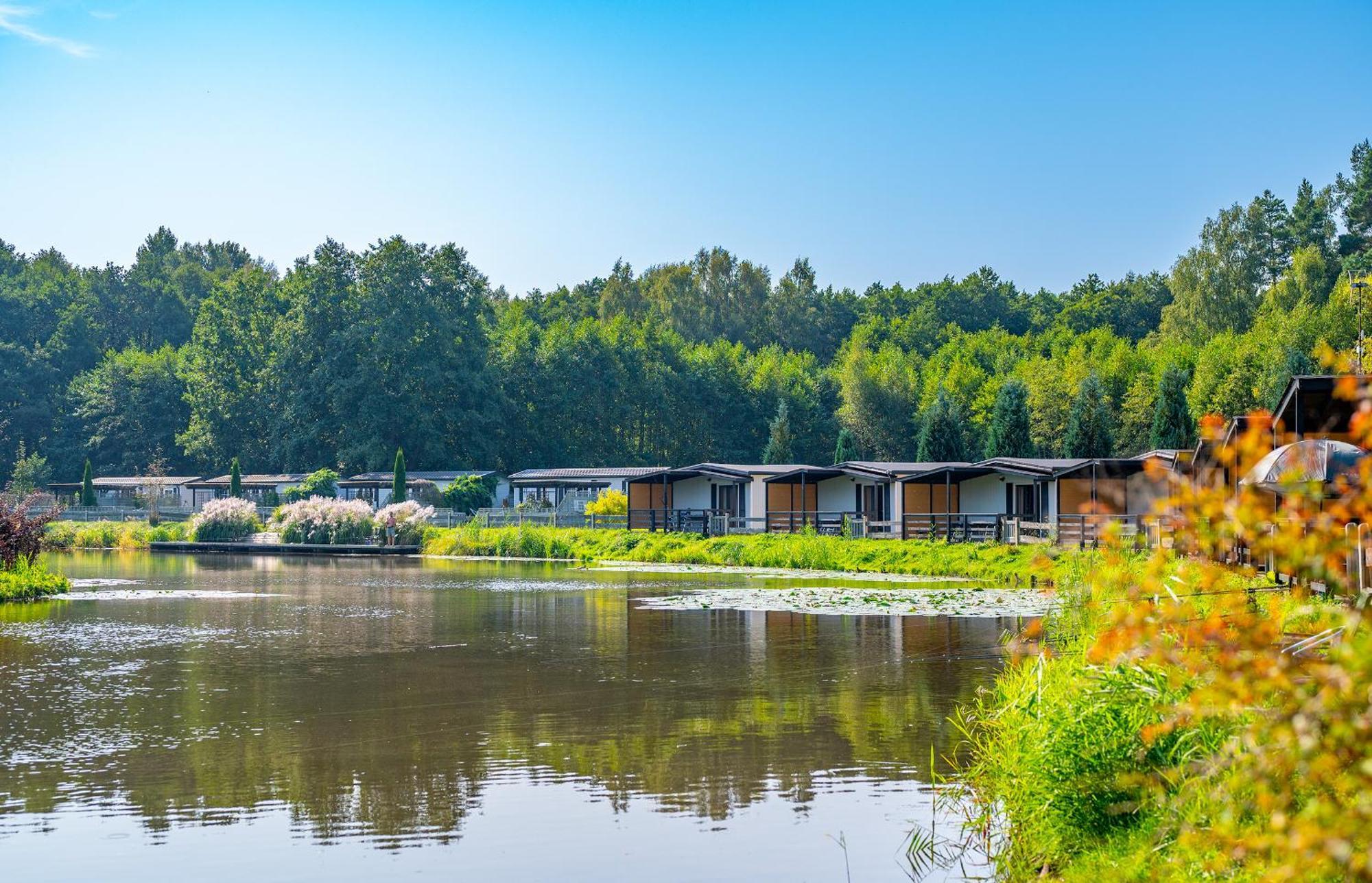 Domki Drewniane Na Splawiu Nad Morzem Дарлово Экстерьер фото